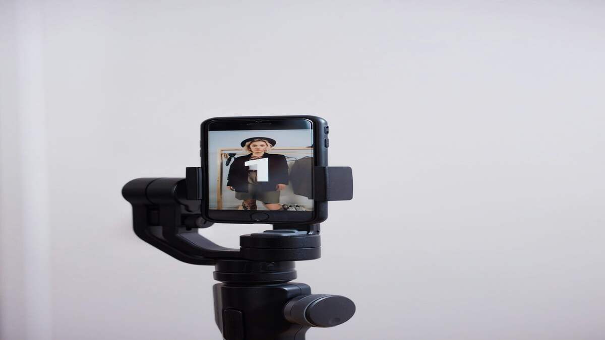 Hobo.Video-Top 3 Alternatives to Benelux Management For Celebrity Influencer Marketing and Endorsement in 2025-video