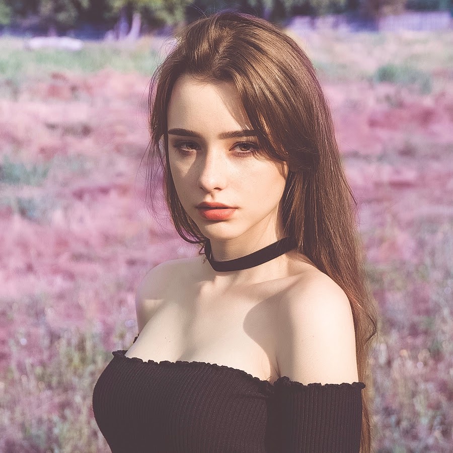 Hobo.Video - Who is Dasha Taran: The Rise of a Global Digital Icon - Dasha Taran