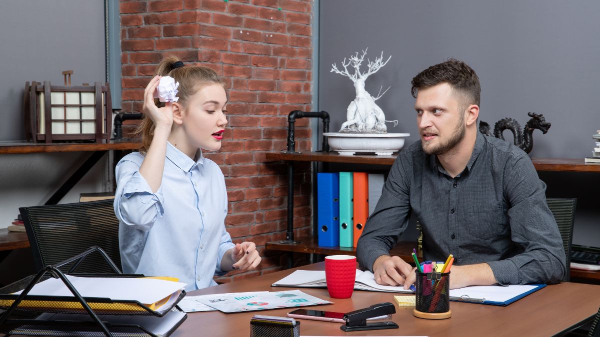 Hobo.Video - PR Agency vs In-House PR: Which is Better? - PR agency