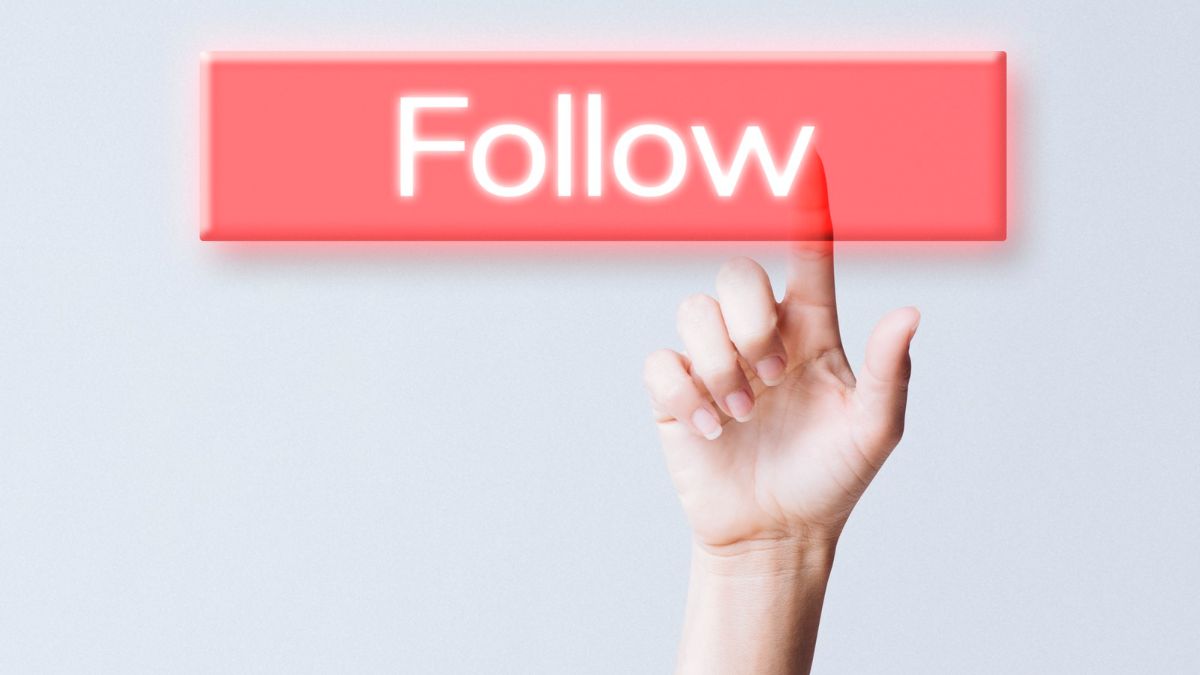 Hobo.Video - 5 signs your TikTok influencer may have fake followers - Follow