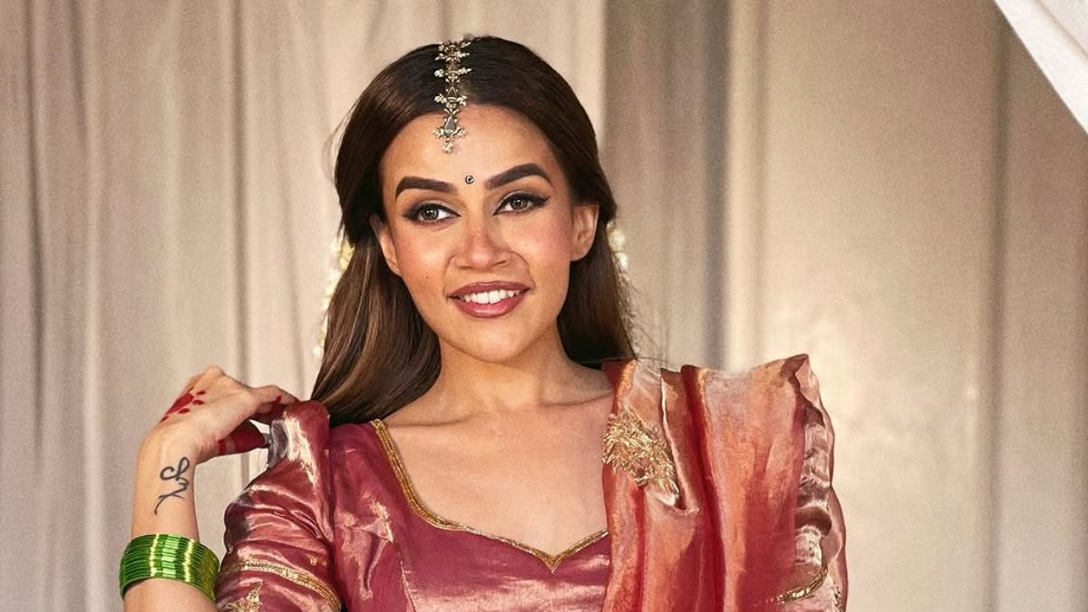 Hobo.Video - Komal Pandey’s Biography: Rise of India’s Fashion Influencer Icon - Komal Pandey