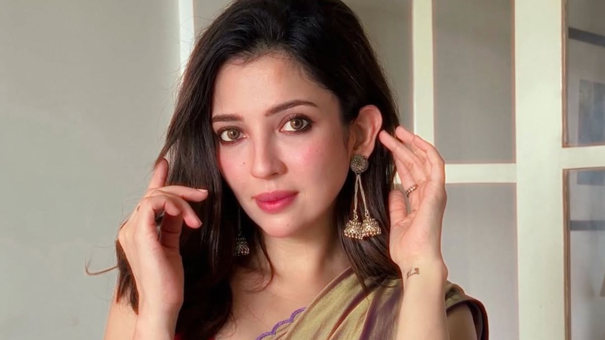 Hobo.Video – Barkha Singh Roles – Iconic Scenes