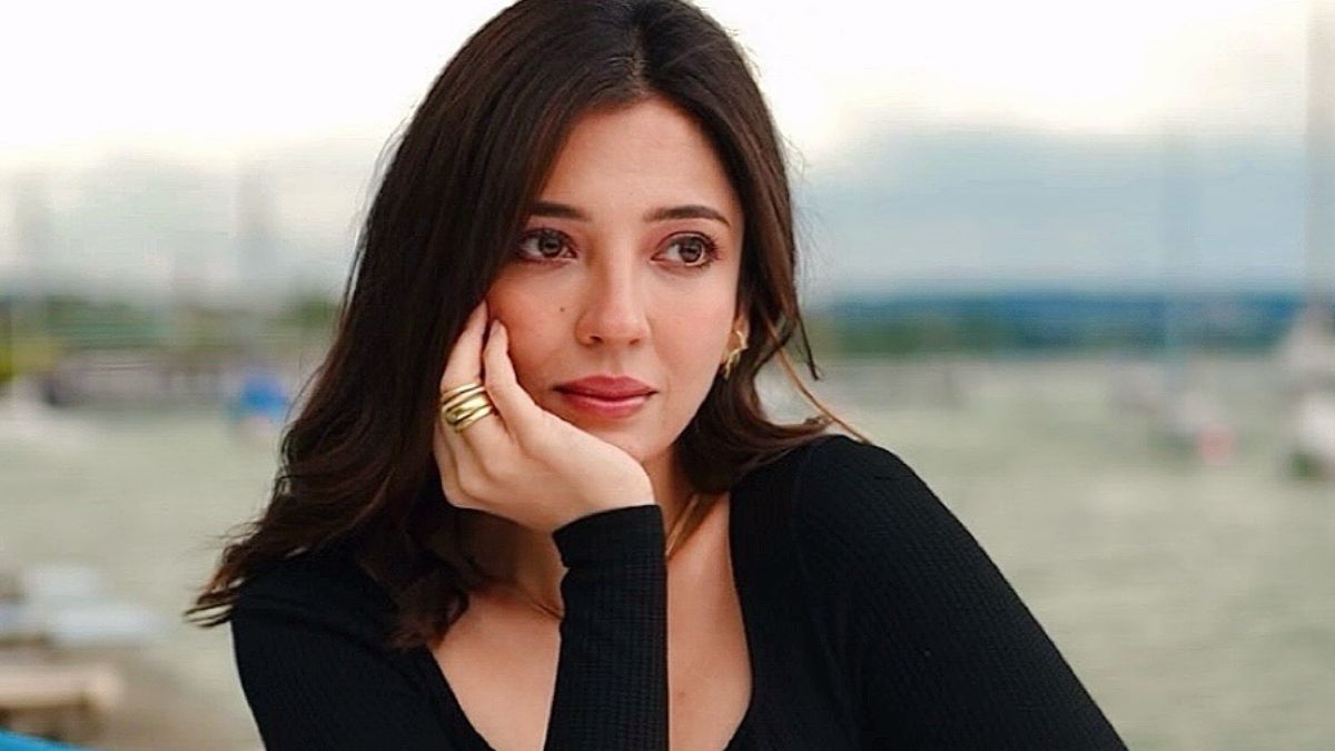 Hobo.Video - Who Is Barkha Singh - Influencer Portrait