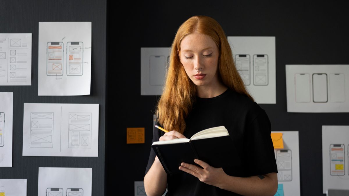 Hobo.Video-What Founders Can Learn from the LV Logo Story-Information for the audience