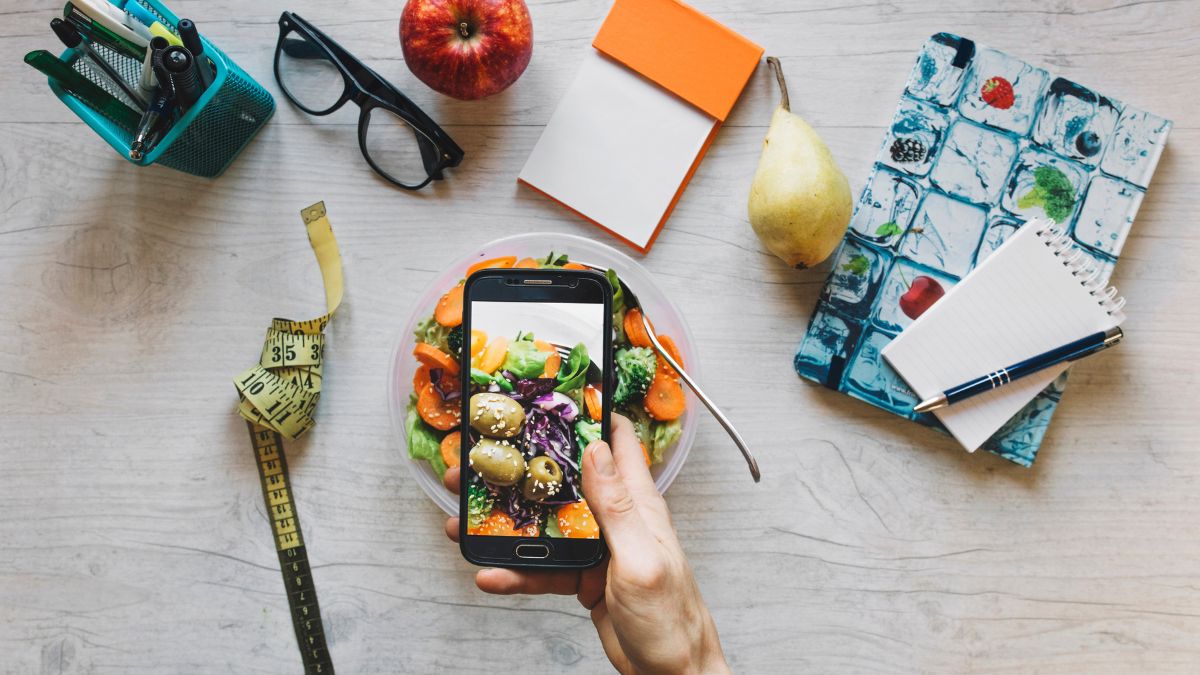 Hobo.Video-Instagram Stories Hacks for Small Brands & Startups-Guide for the audience