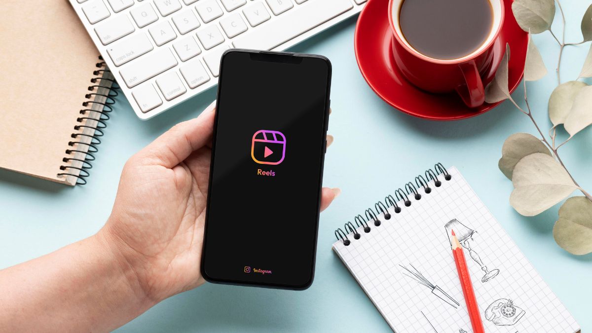 Hobo.Video-50 Instagram Stories Hacks to Boost Engagement in 2025-Guide for the audience