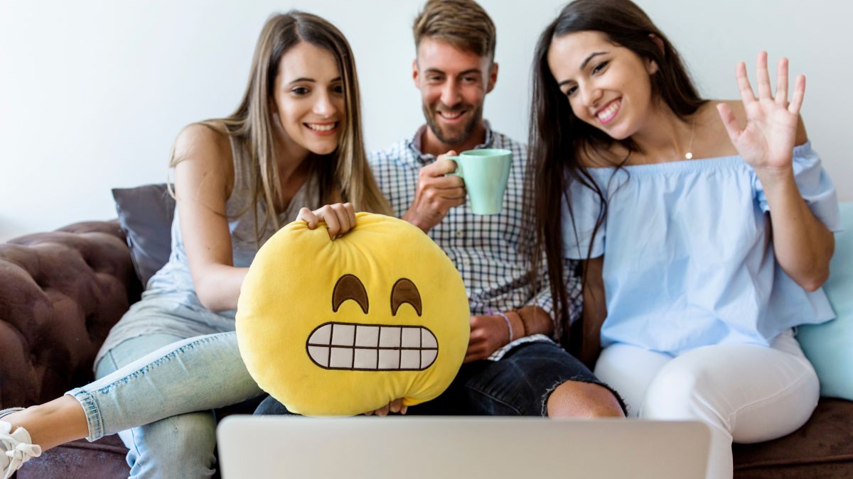 Hobo.Video-200 Fun Instagram Captions That Make People Smile-Guide for the audience