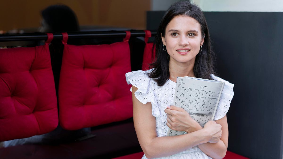 Hobo.Video-Maisha Dixit: Biography, Career, and TV Shows-Information for the audience