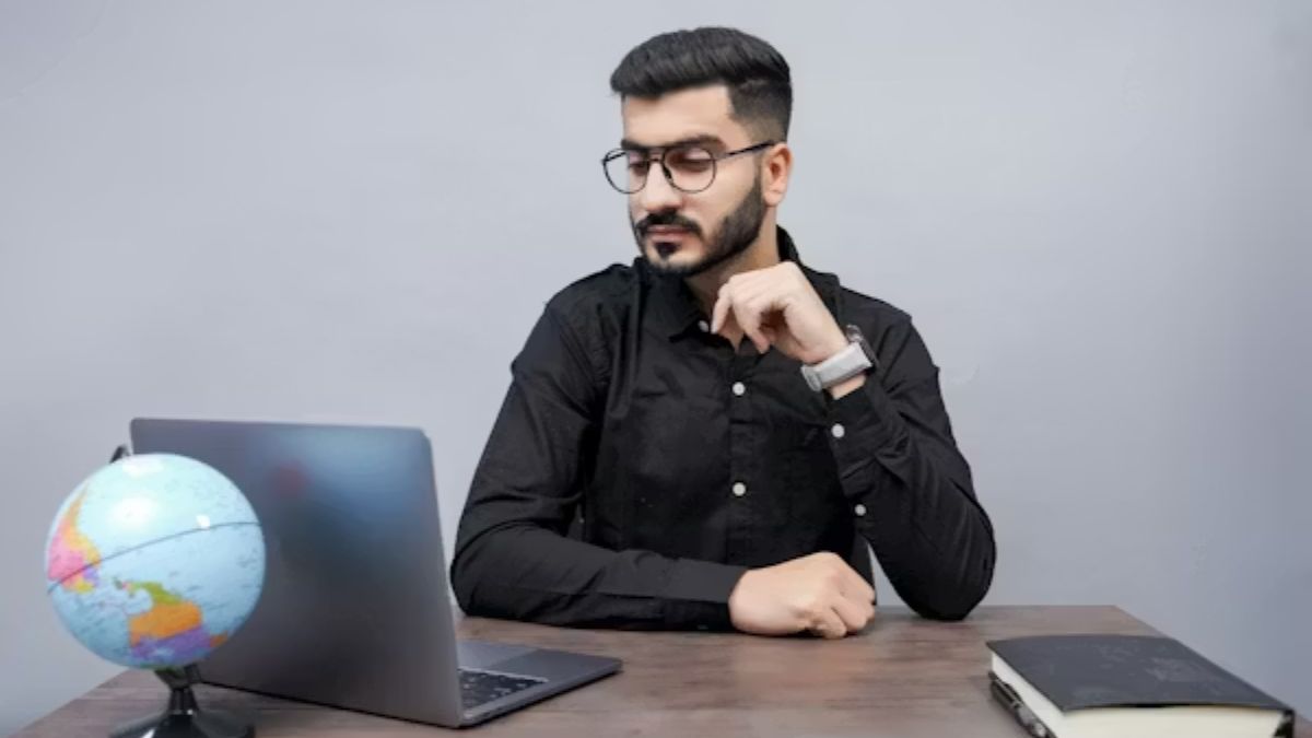 Hobo.Video- How to Boost YouTube SEO Using an AI Keyword Generators, growth tips.