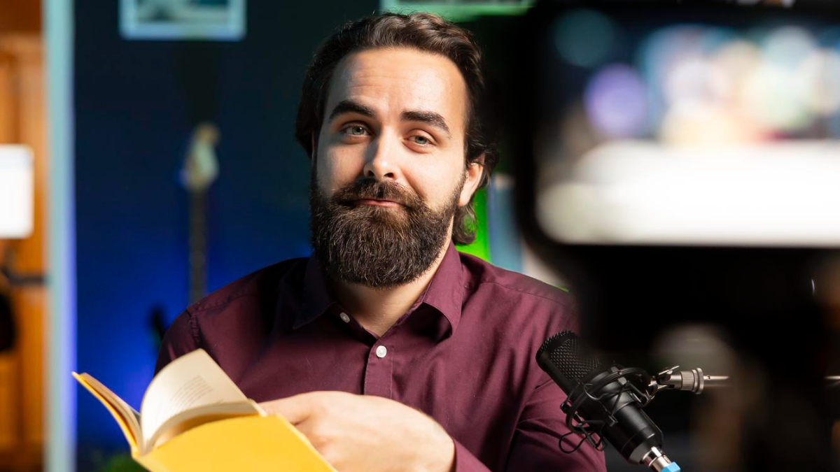 Hobo.Video - How foundlanes’ Founder Stories Can Fuel Your Brand’s Content Strategy - Founder storytelling for brand content strategy