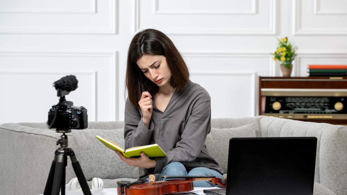 Hobo.Video - Why Brands Are Shifting from Influencer Marketing to UGC Content - UGC content marketing