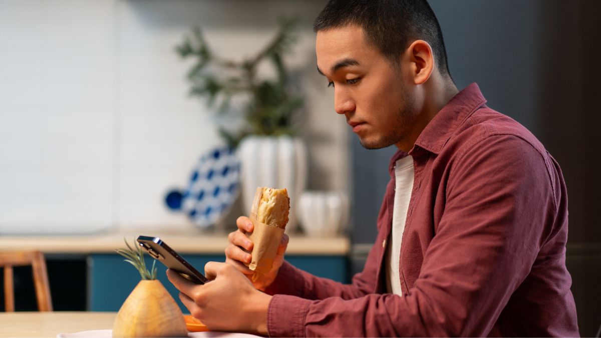 Hobo.Video – How Dunkin' Boosted App Downloads 57% With AI-Powered UGC – AI UGC