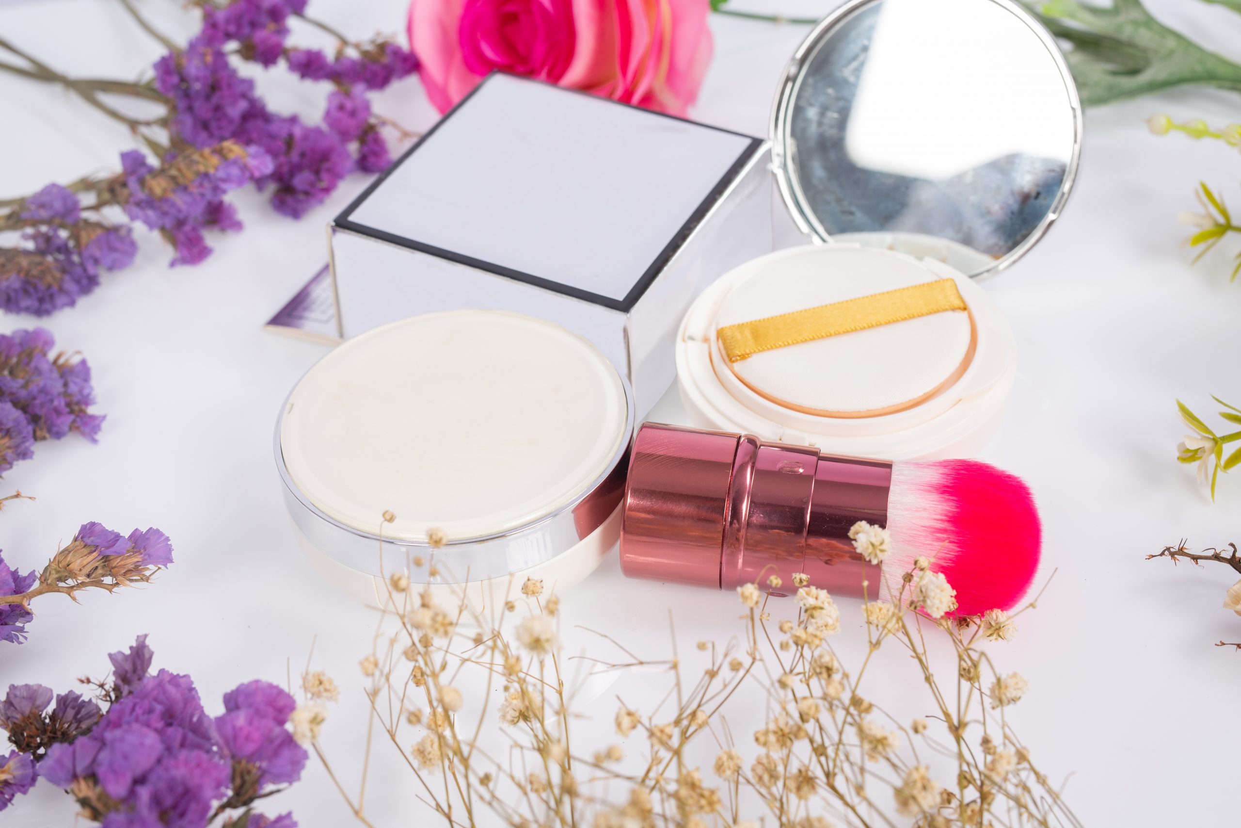 Hobo.Video- how beauty brand can use UGC to build trust