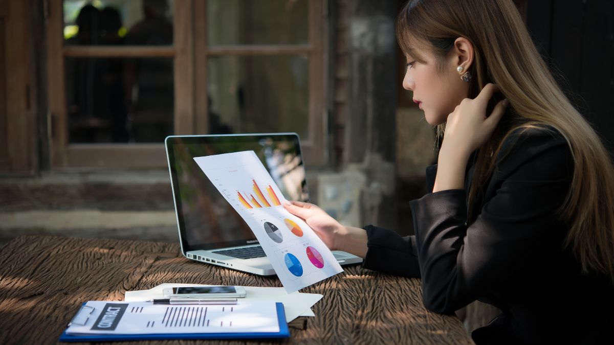 Hobo.Video - How to Conduct a Social Media Audit: A Quick Step-by-Step Guide - Social Media Audit
