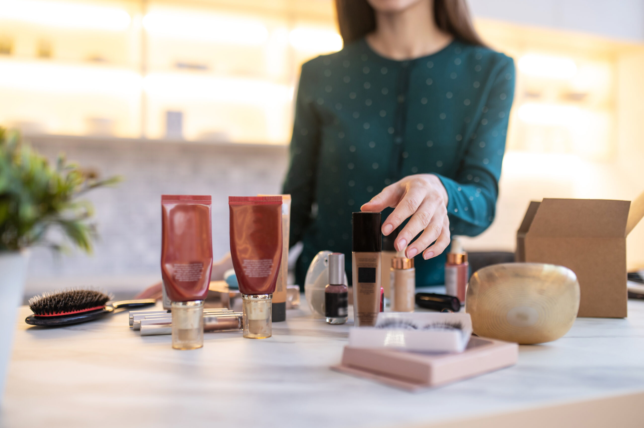Hobo.Video- Compare your brand with leading beauty brands