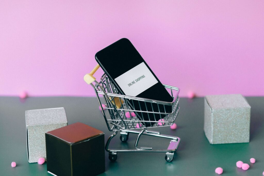 Hobo.Video - From Search to Scroll to Chat to Cart: The New Indian Consumer Journey in 2027 - Indian Consumer