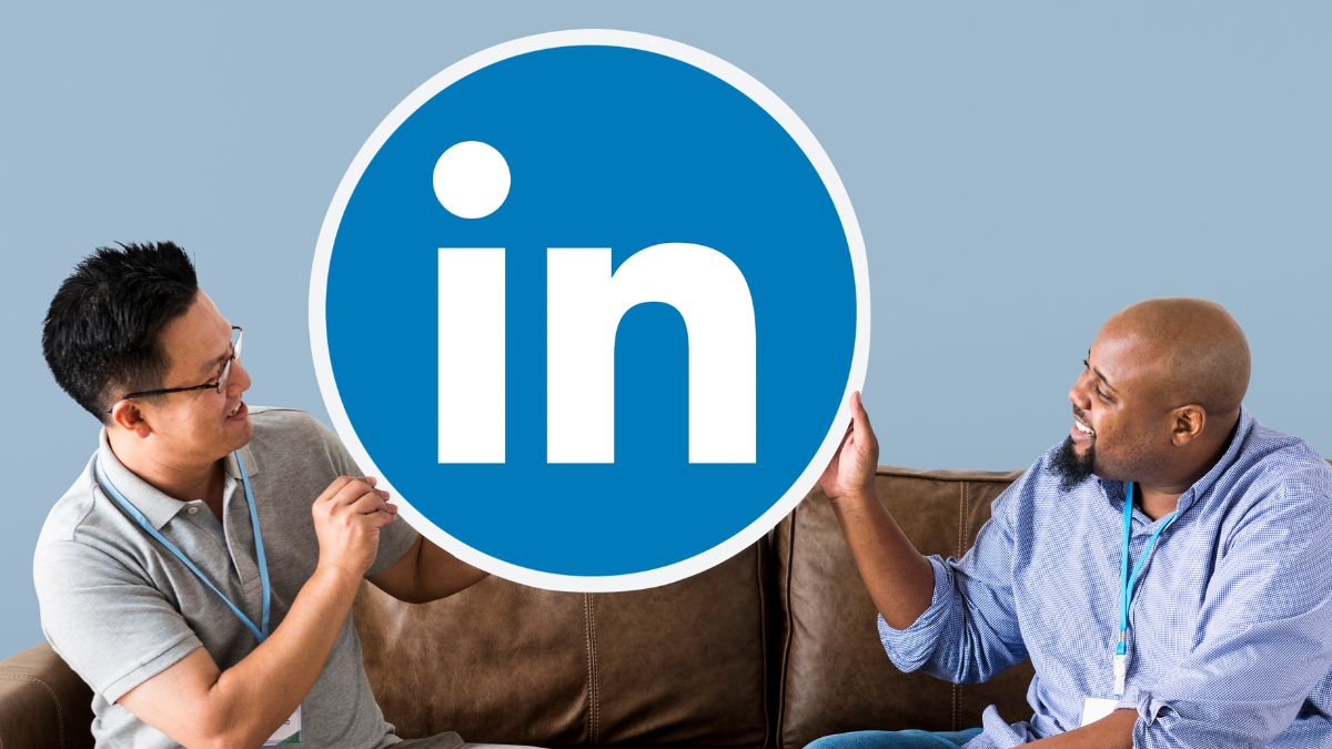 Hobo.Video - LinkedIn Influencer Campaigns - Two Men Holding LinkedIn Logo