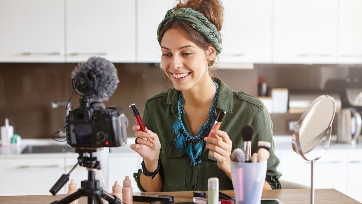 Hobo.Video - Data Reveals: 87% of Brands Prefer Micro-Influencers in 2025 - Micro-influencer