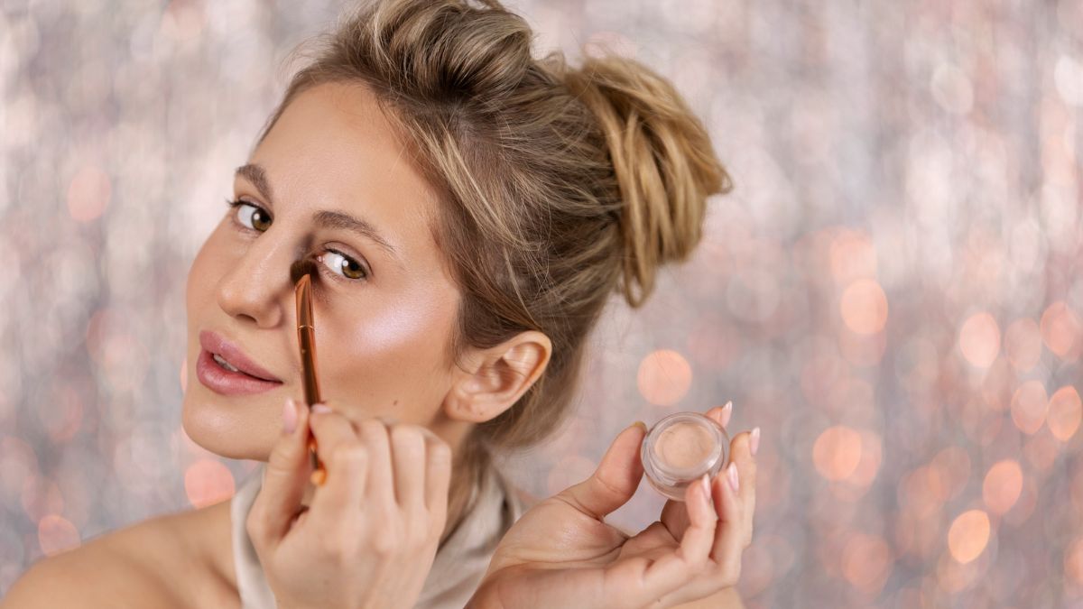 Hobo.Video - 10 Campaigns That Prove UK Beauty Influencers Sell Products - Beauty brand campaign