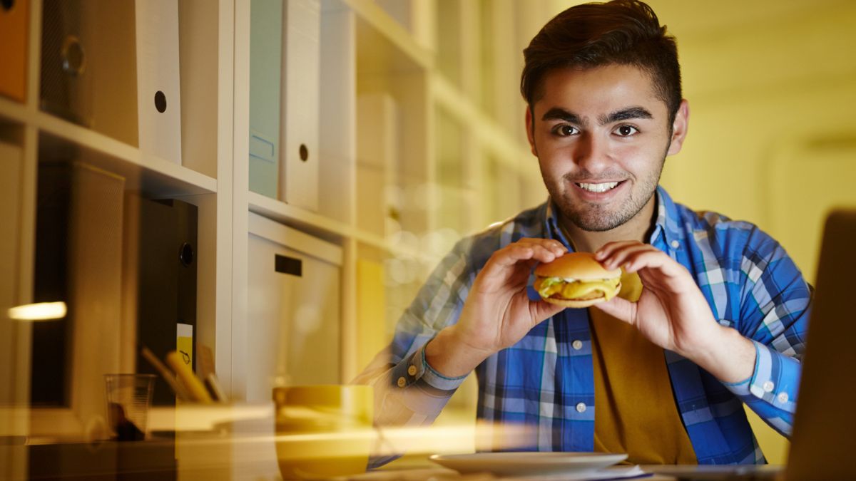 Hobo.Video - Food Startup Scales PAN-India Using Only 50 Micro-Influencers - Food startup