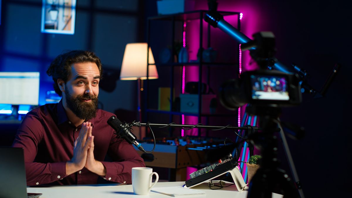 Hobo.Video - Tech YouTubers - Technical Guruji