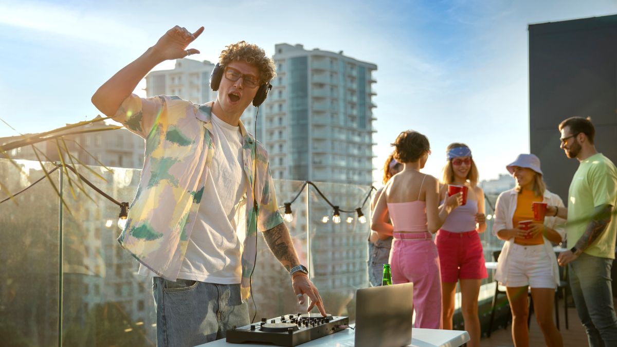 Hobo.Video-The Event Strategy That Turned a Small DJ Night Into a City Trend-Information to the audience