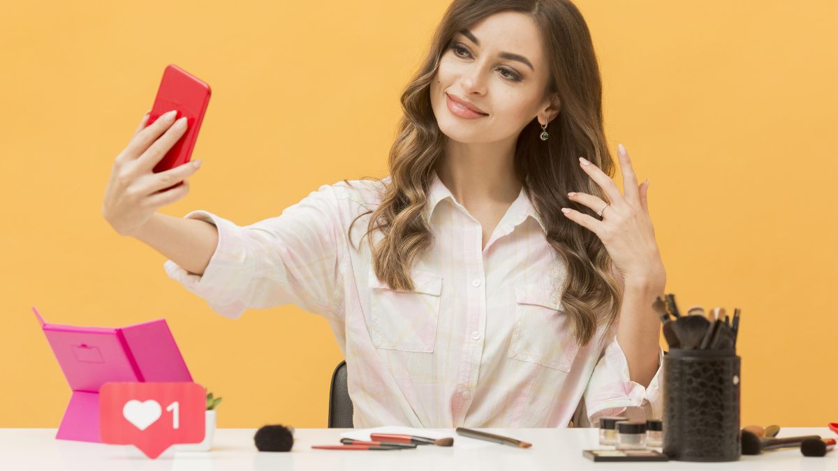 Hobo.Video- How Instagram Creators Make Money in India, Earn money