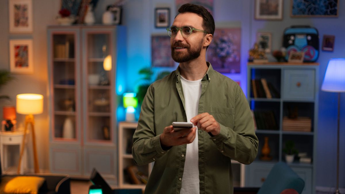 Hobo.Video - Filipino Tech Creators Reviewing Smart Home Devices - Smart Home